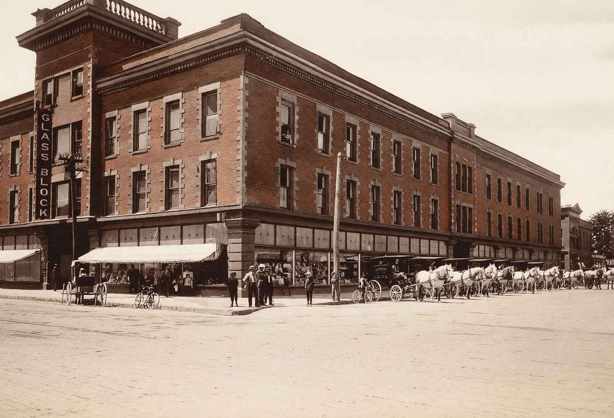 The Glass Block in Findlay, Ohio in 1906 Vintage Print (7 Sizes) - Retouched