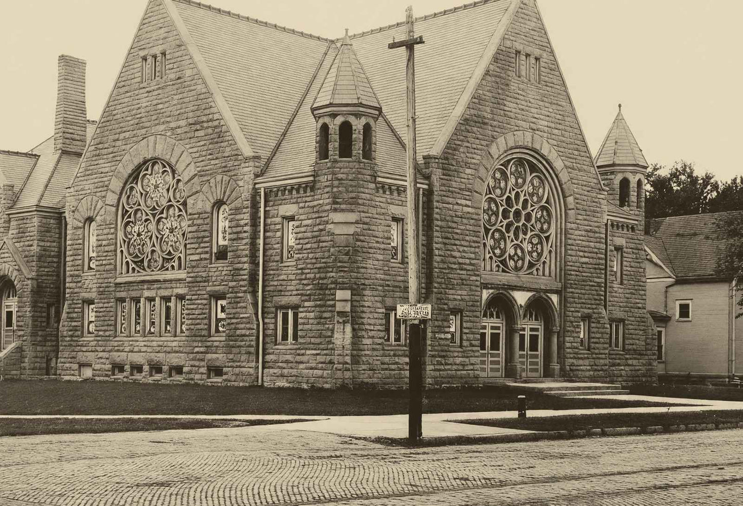 Methodist Church Marshalltown Iowa in 1905 Vintage Photo (7 Sizes)