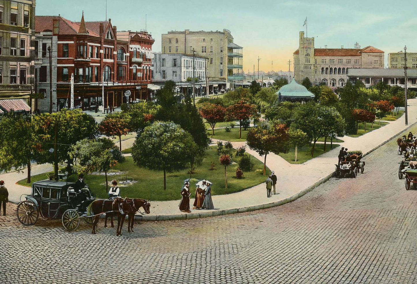 Alamo Plaza Looking North in 1905 Vintage Print (7 Sizes) - Premium Quality