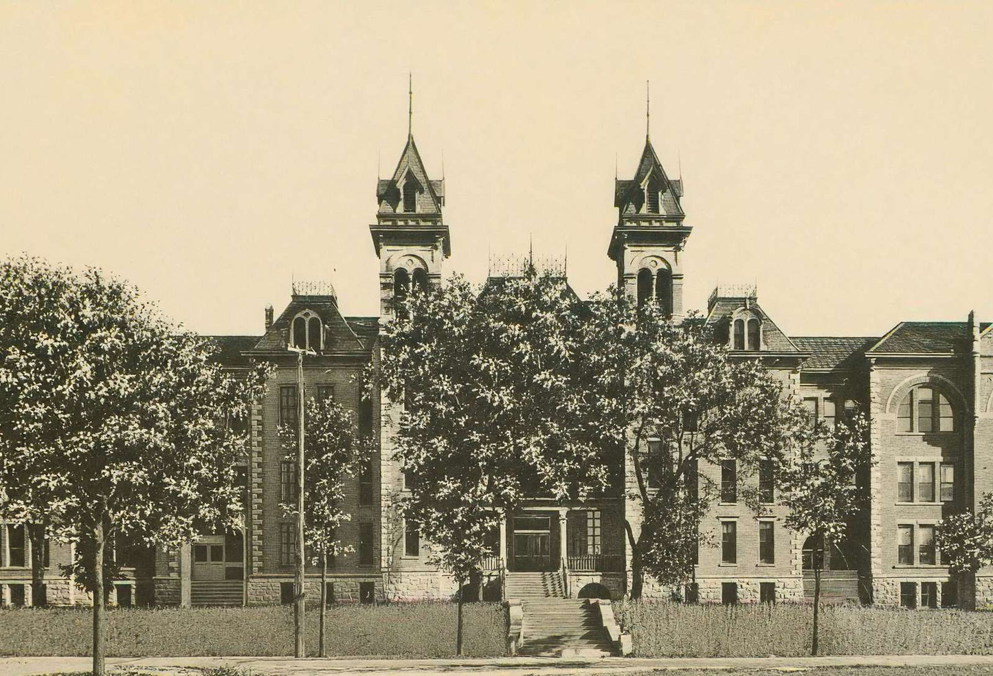 State Normal School Mankato MN in 1907 Vintage Print (7 Sizes) - Premium Print