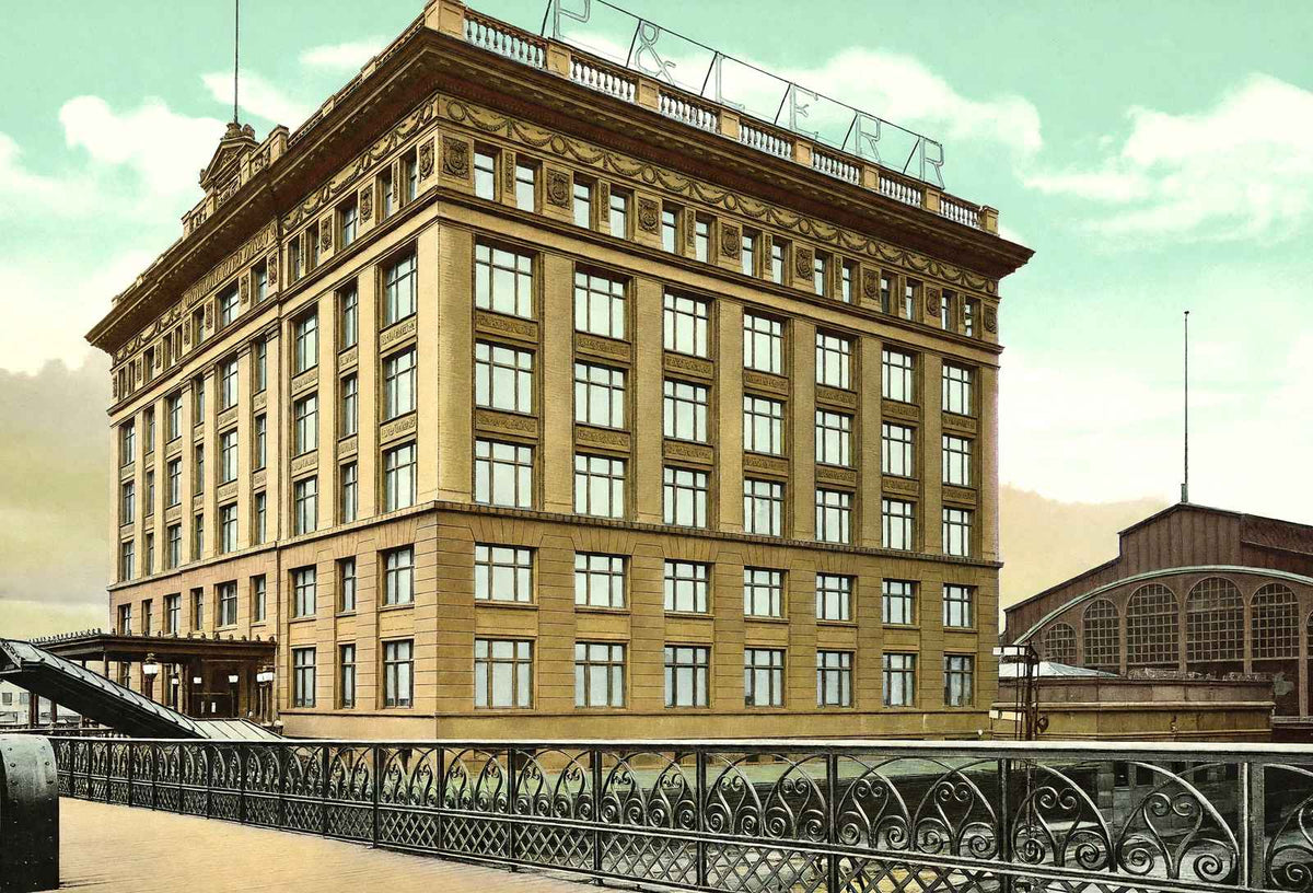 P & Le RR Station, Pittsburgh PA in 1906 vintage print