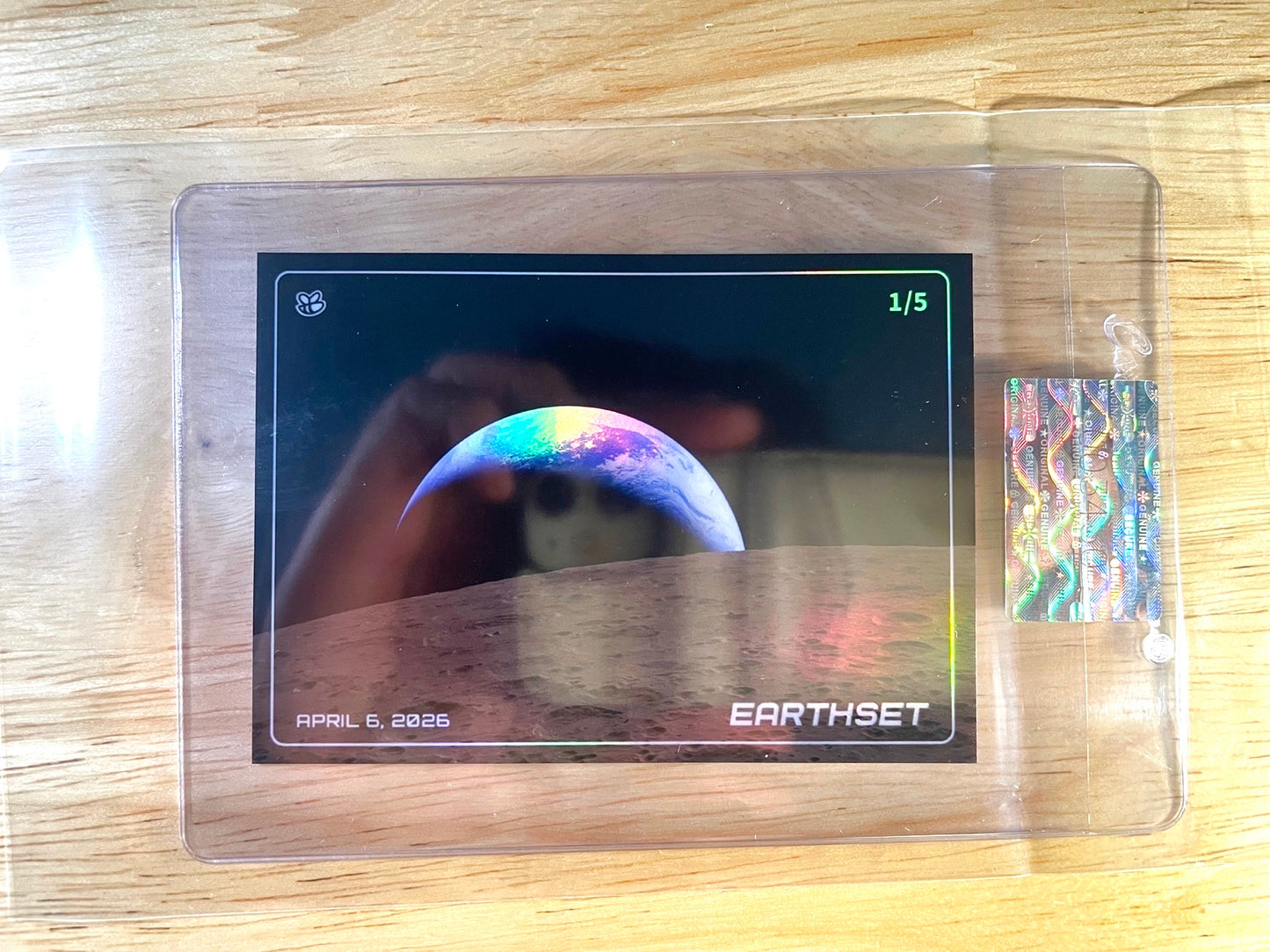 Artemis II Card Earthset Photo with Moon 2026 GleeBeeCo Holo Space /5