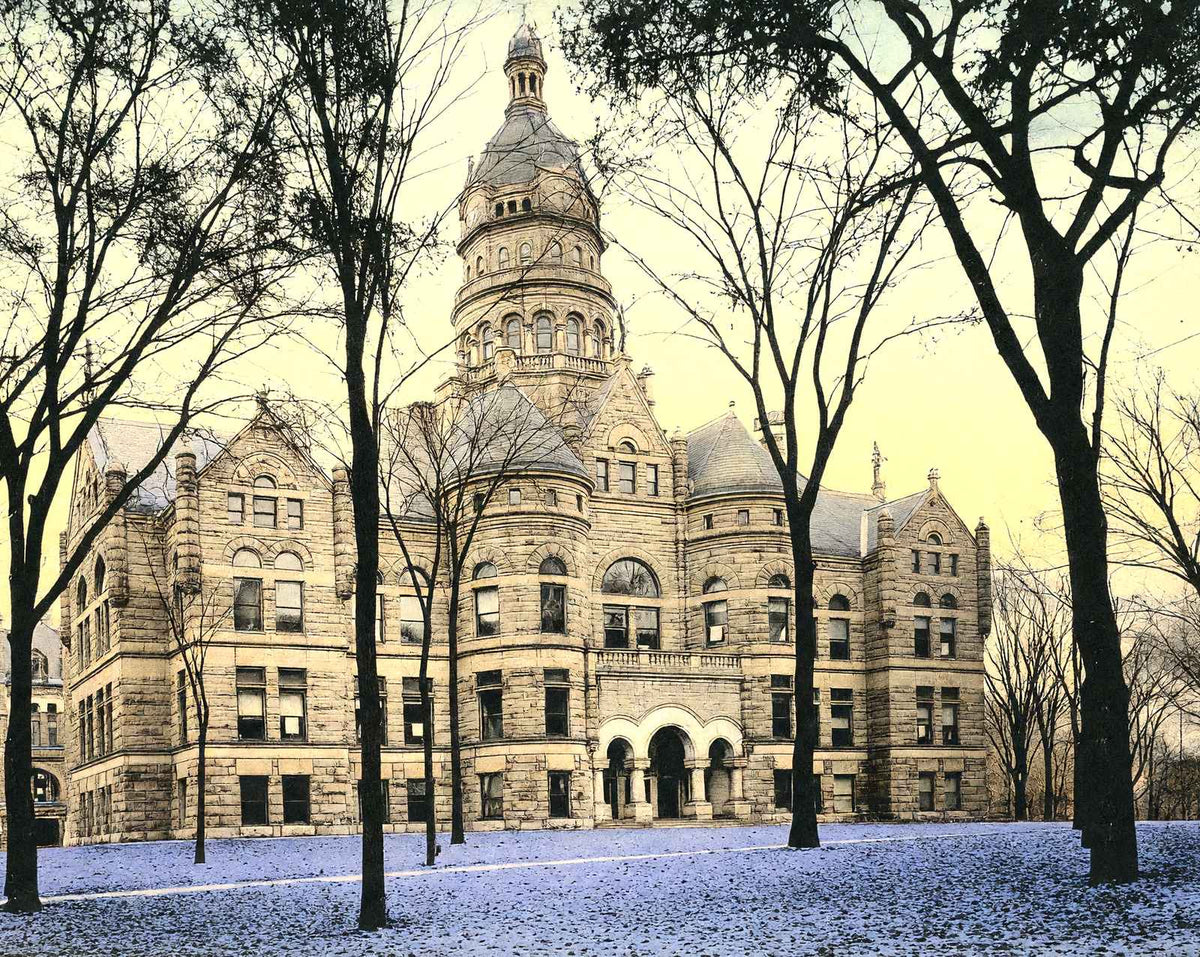 Court House in Warren in 1905 vintage print