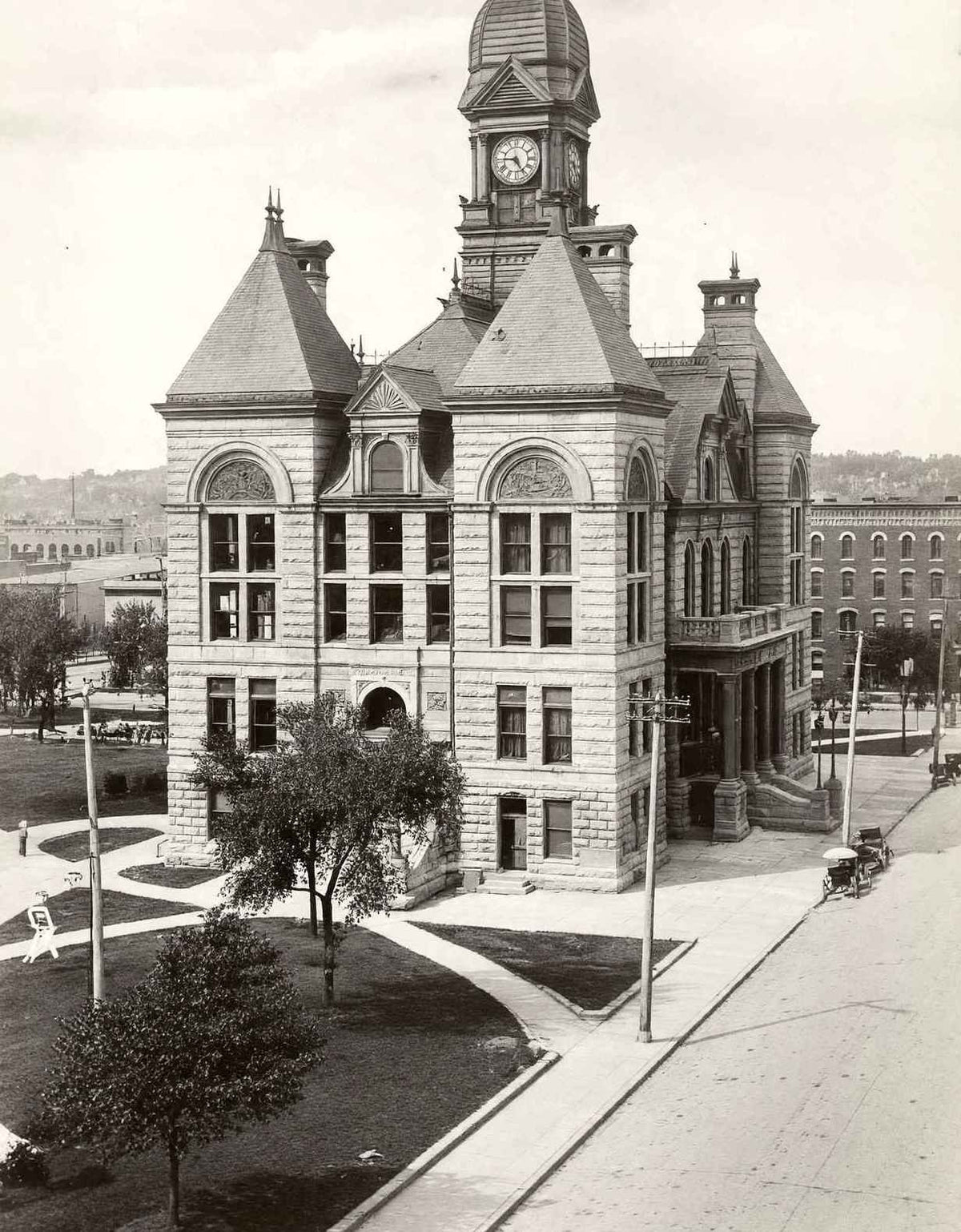 Court House Joliet Illinois in 1905 Vintage Photo Print (7 Sizes)
