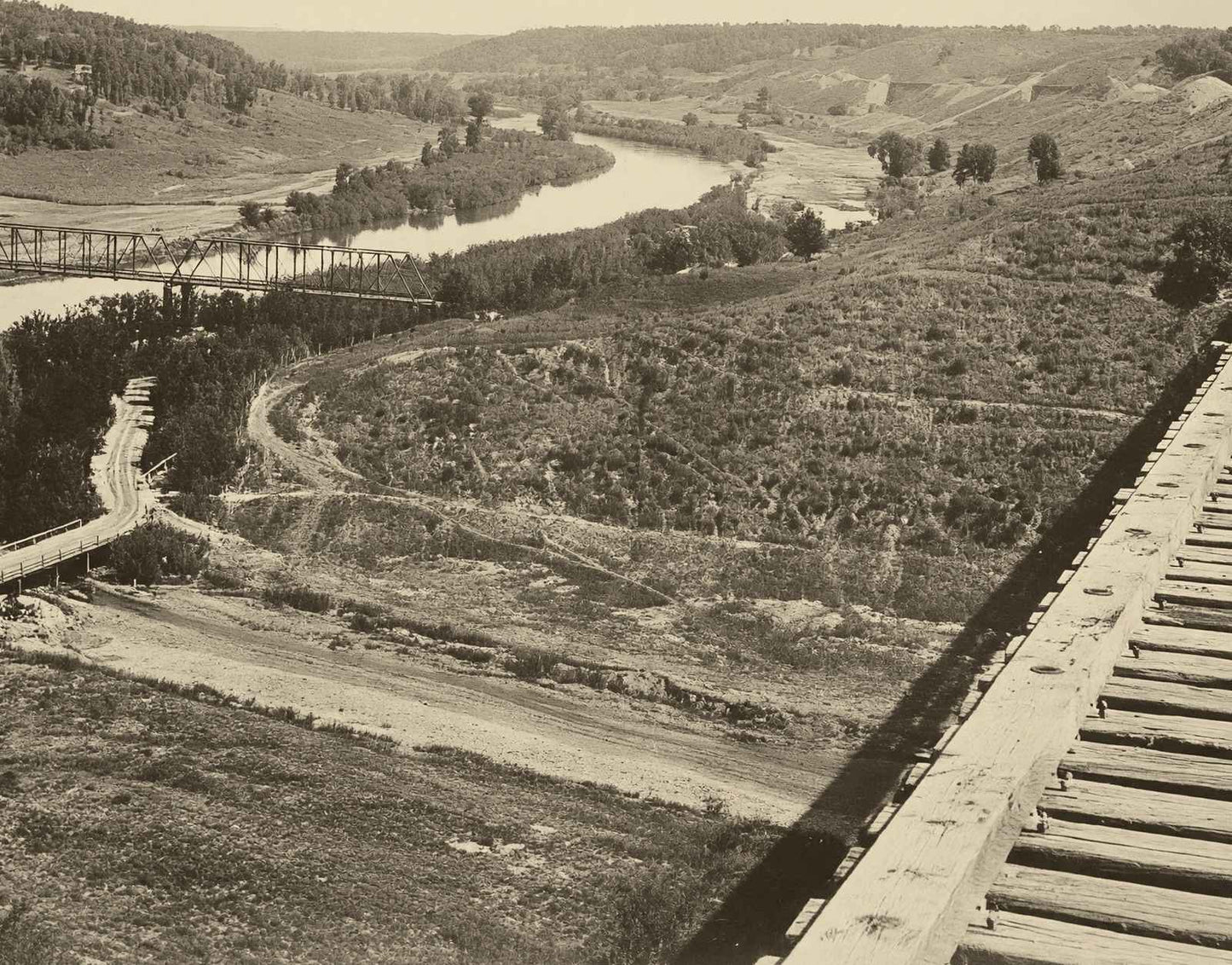 Des Moines River Boone Iowa in 1905 Vintage Print (7 Sizes) - Enhanced