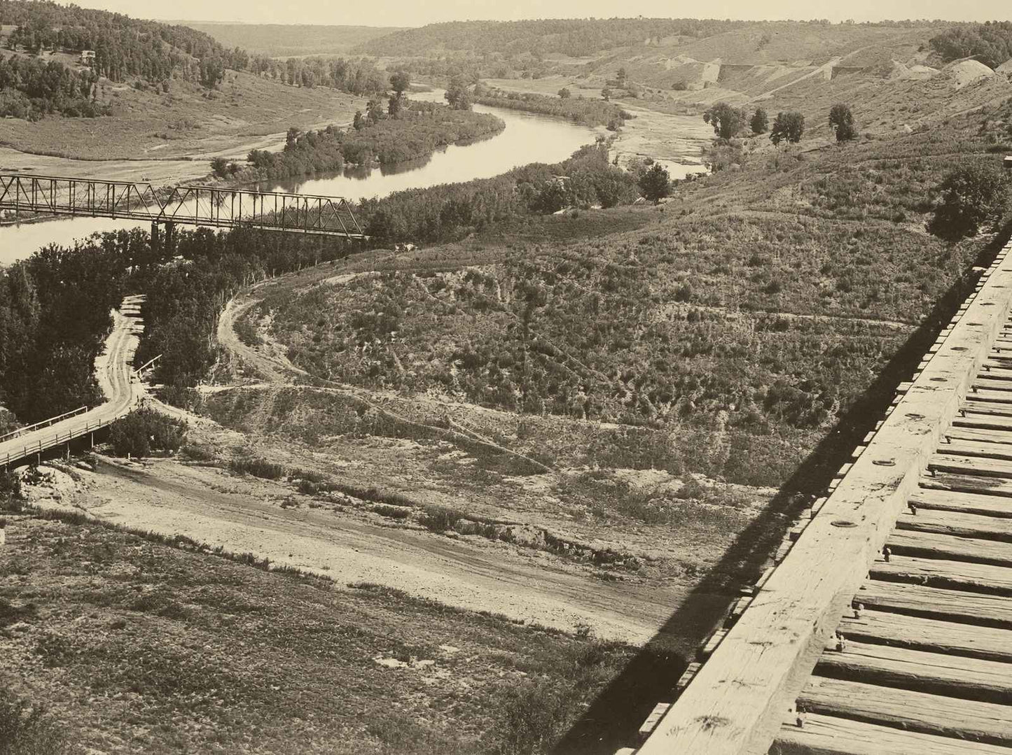 Des Moines River Boone Iowa in 1905 Vintage Print (7 Sizes) - Enhanced