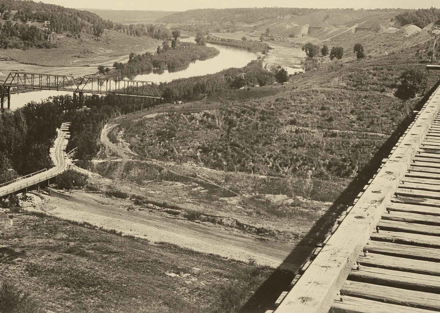 Des Moines River Boone Iowa in 1905 Vintage Print (7 Sizes) - Enhanced