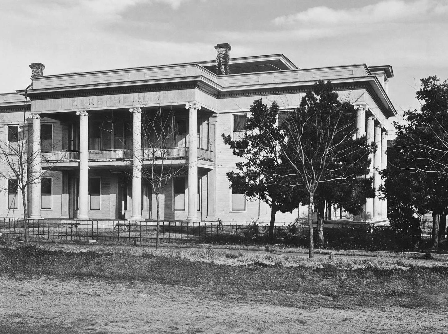 Elks Home Terrell Texas in 1907 Vintage Print (7 Sizes) - Acid Free