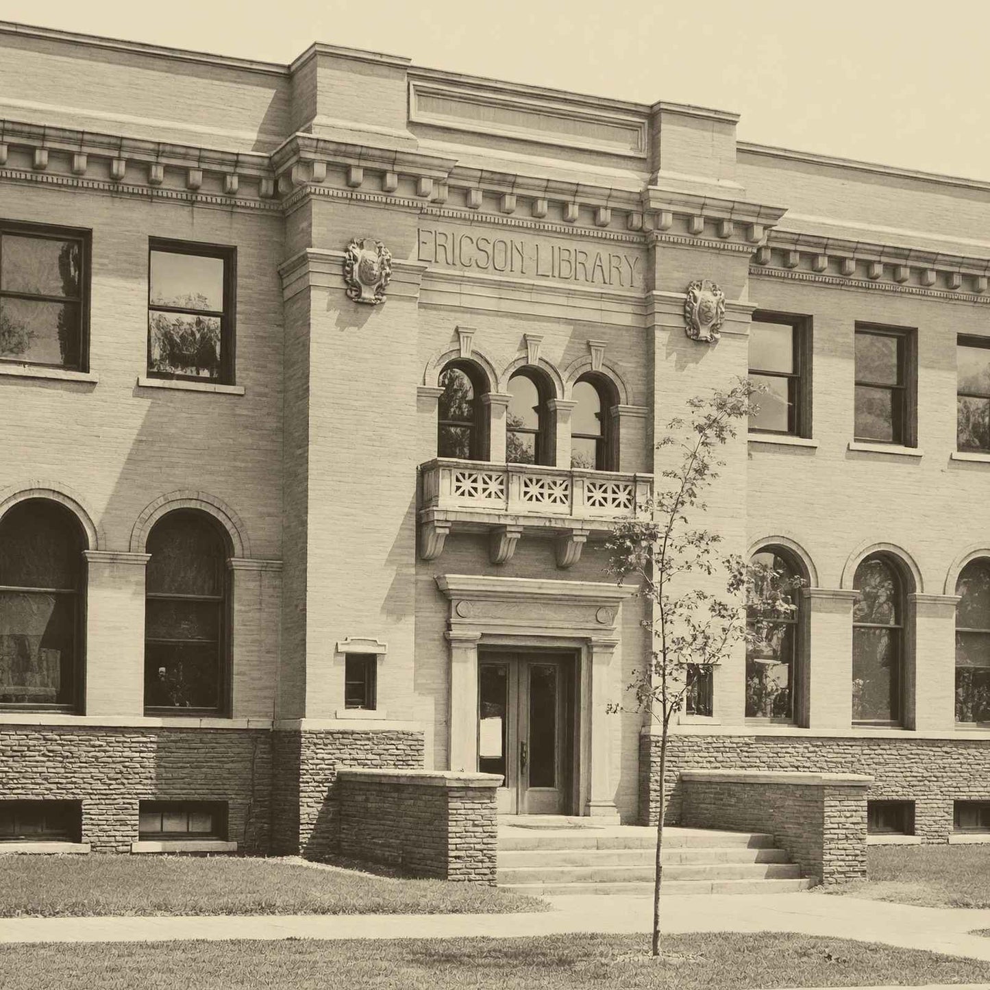 Ericson Library Boone Iowa in 1905 Vintage Photo Print (7 Sizes)