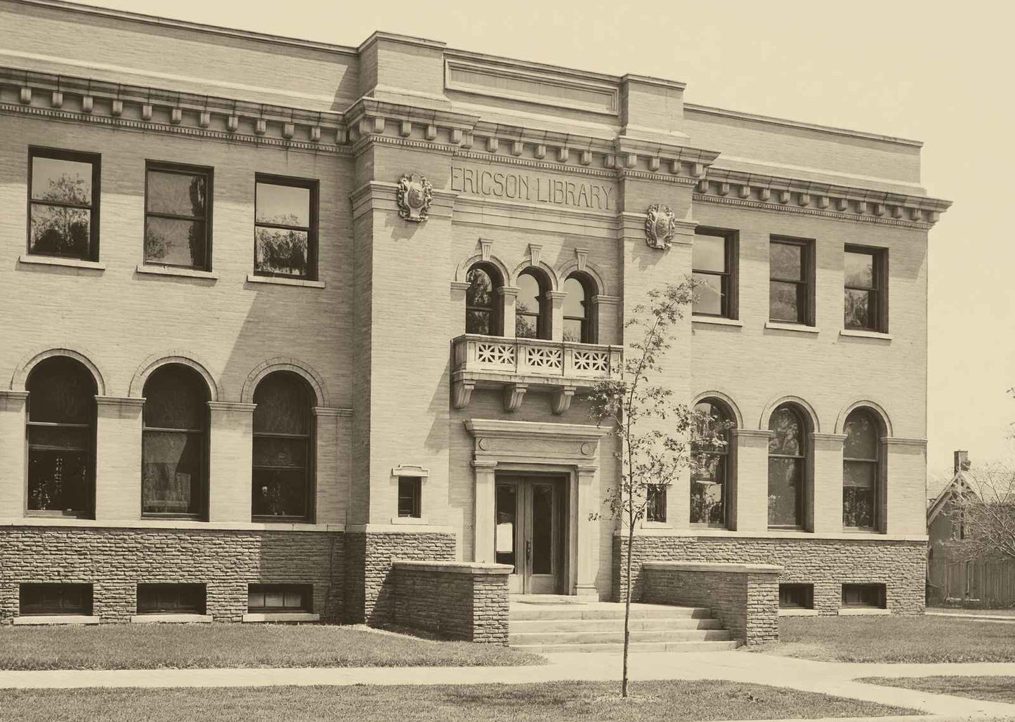 Ericson Library Boone Iowa in 1905 Vintage Photo Print (7 Sizes)