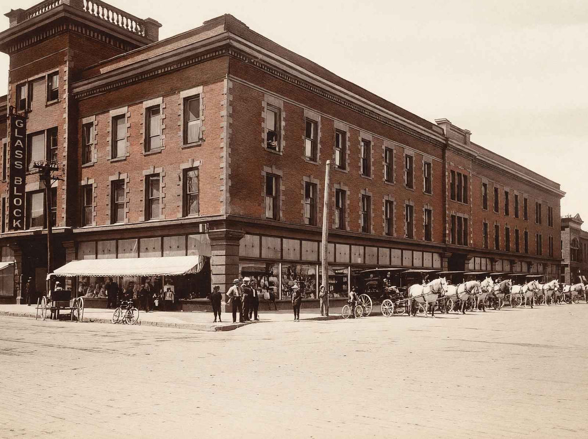 The Glass Block in Findlay, Ohio in 1906 Vintage Print (7 Sizes) - Retouched