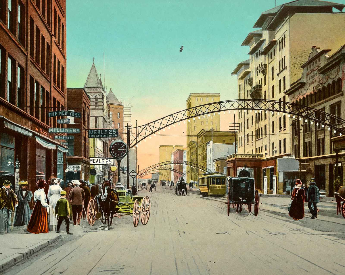 High Street in Columbus in 1905 vintage print