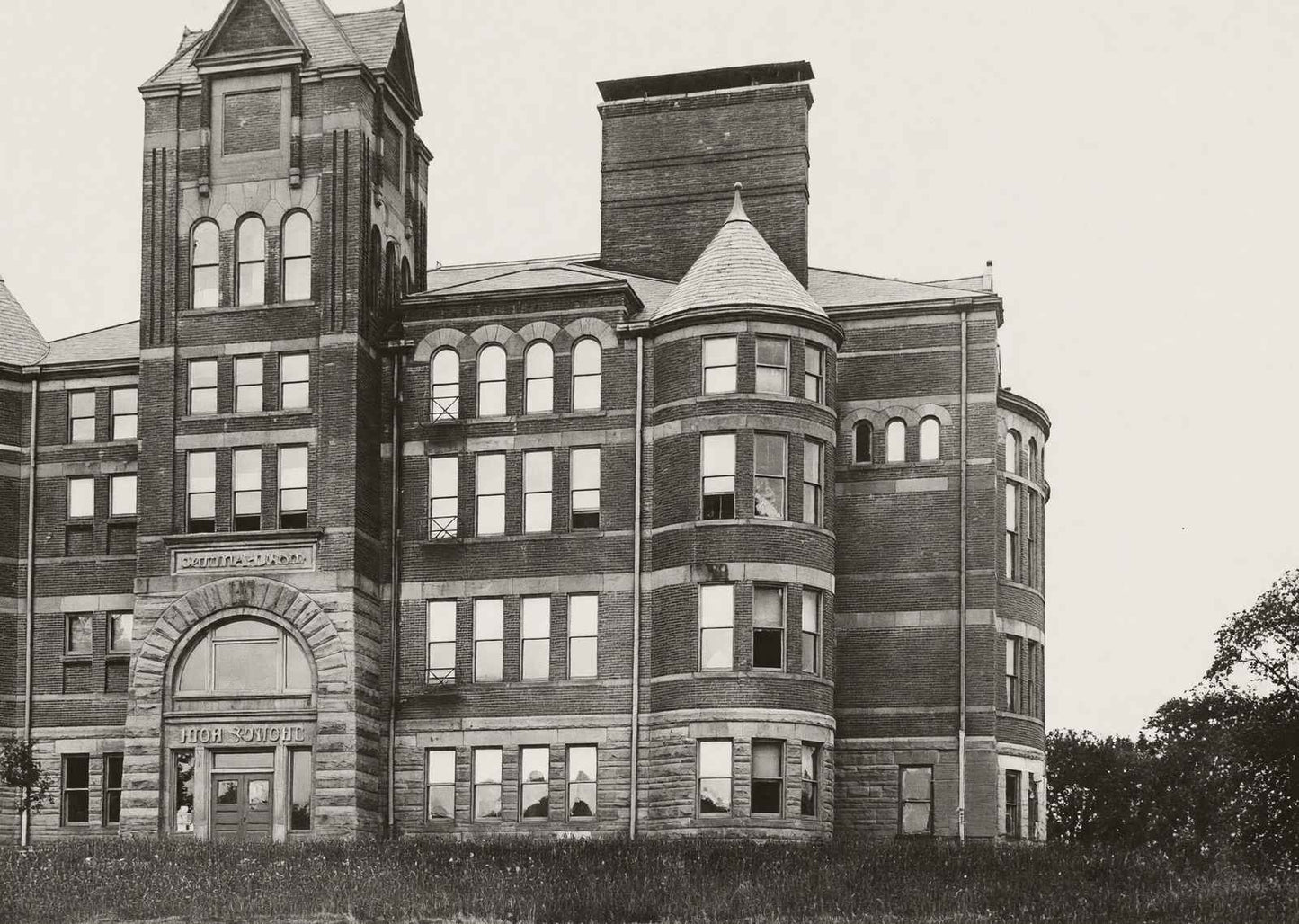 High School Marshalltown Iowa in 1905 Vintage Photo Print (7 Sizes) - Retouched