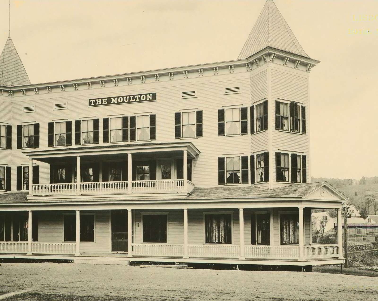 Hotel Moulton in Lisbon in 1906 vintage print