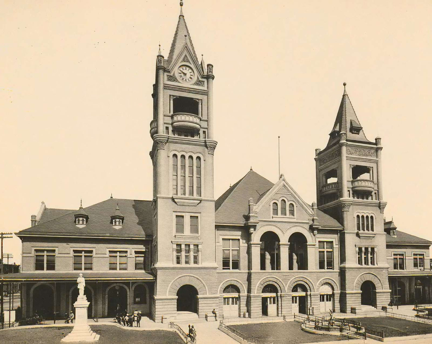 City Hall and Market House