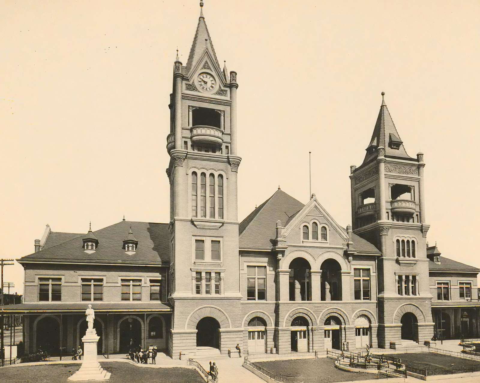 City Hall and Market House
