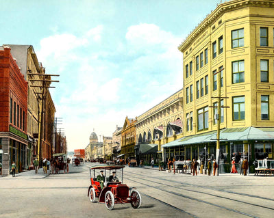 Bay Street Looking West