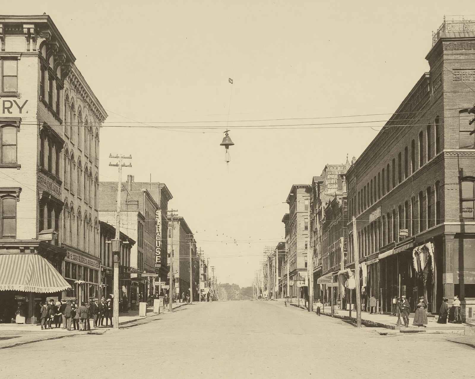 Jefferson Street Looking in 1905 restored photo print
