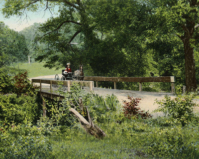 Lindsey Hollow