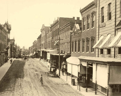 Main Street in Salisbury in 1905 vintage photo