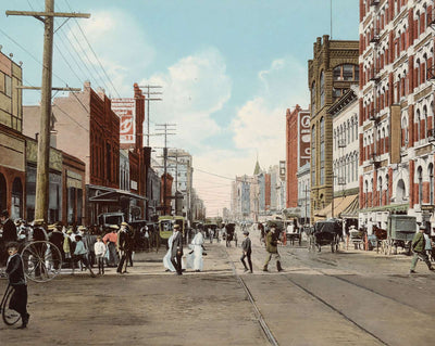Main Street Looking West