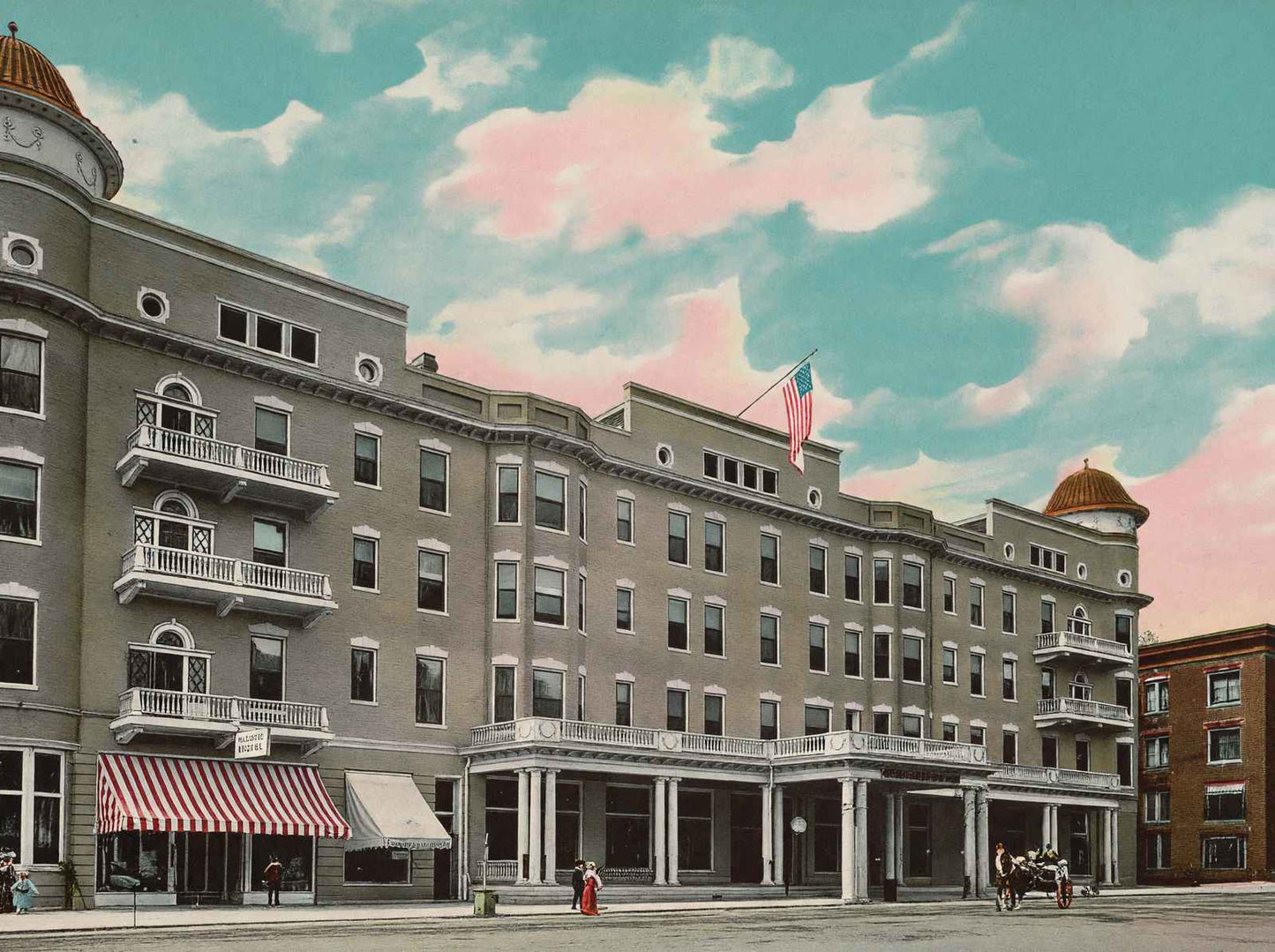 Majestic Hotel Hot Springs AR in 1906 Vintage Print (7 Sizes) - High Quality