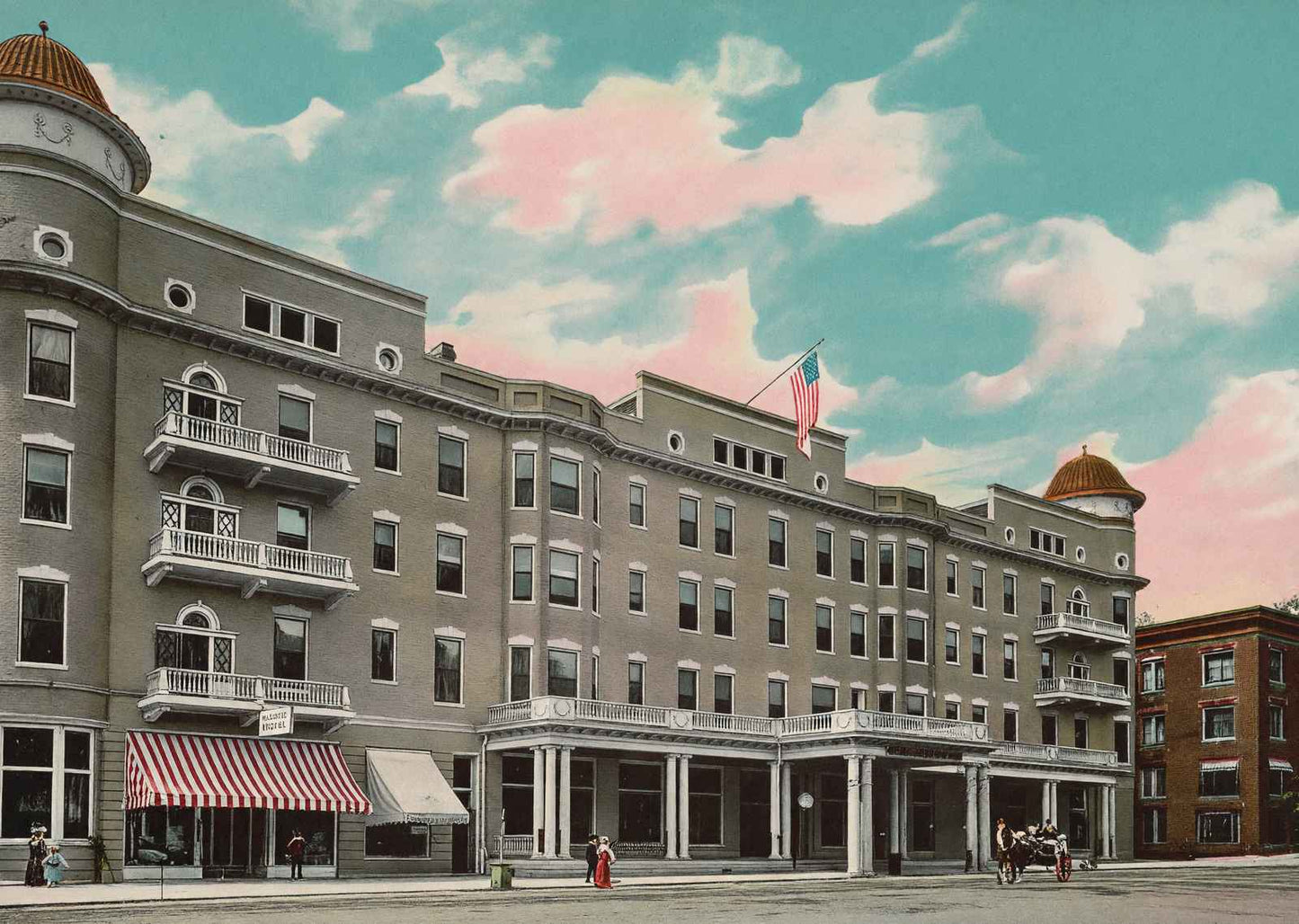 Majestic Hotel Hot Springs AR in 1906 Vintage Print (7 Sizes) - High Quality