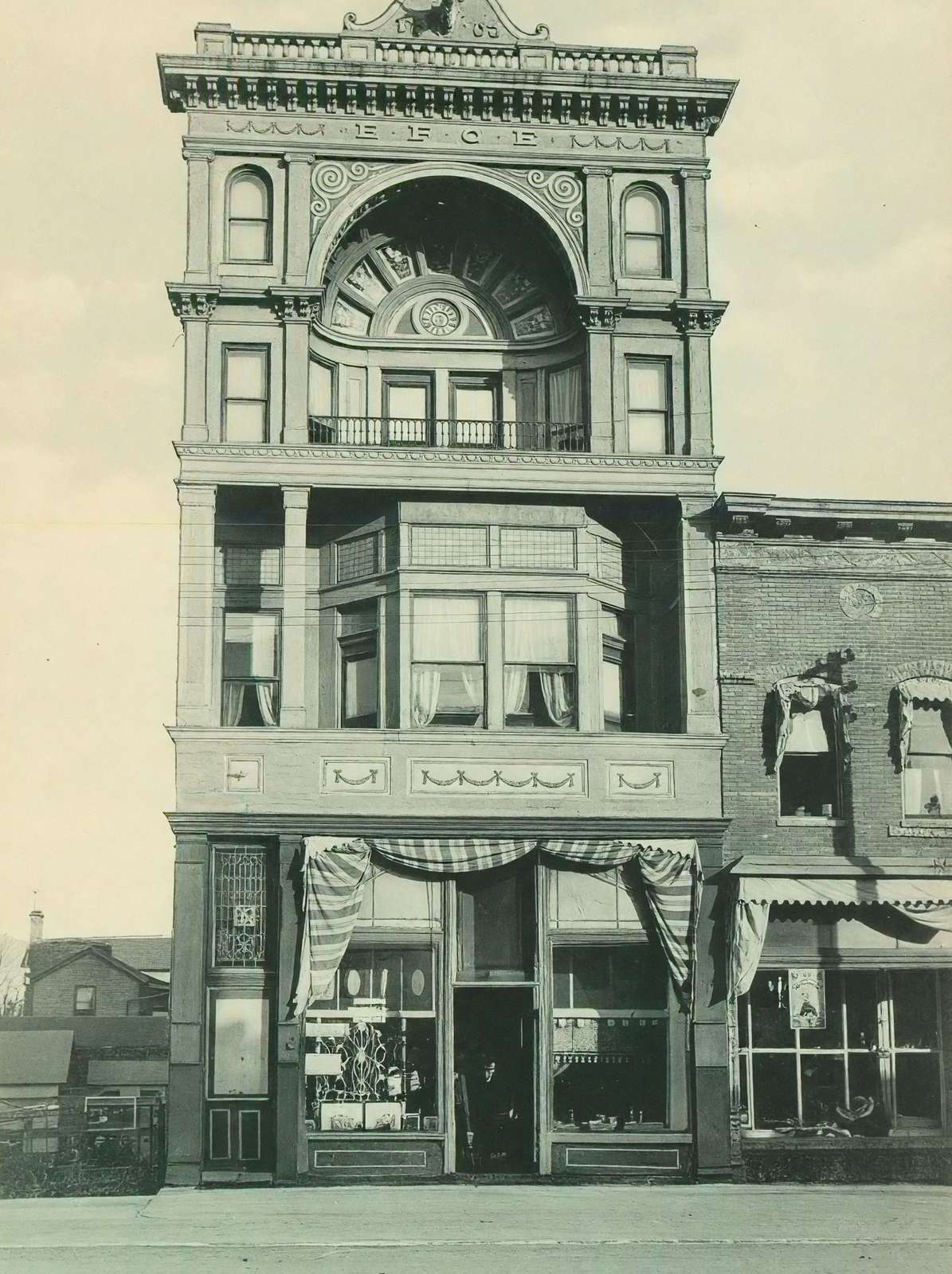 Marshall Texas Elks Building in 1909 Vintage Print (7 Sizes) - Premium Quality