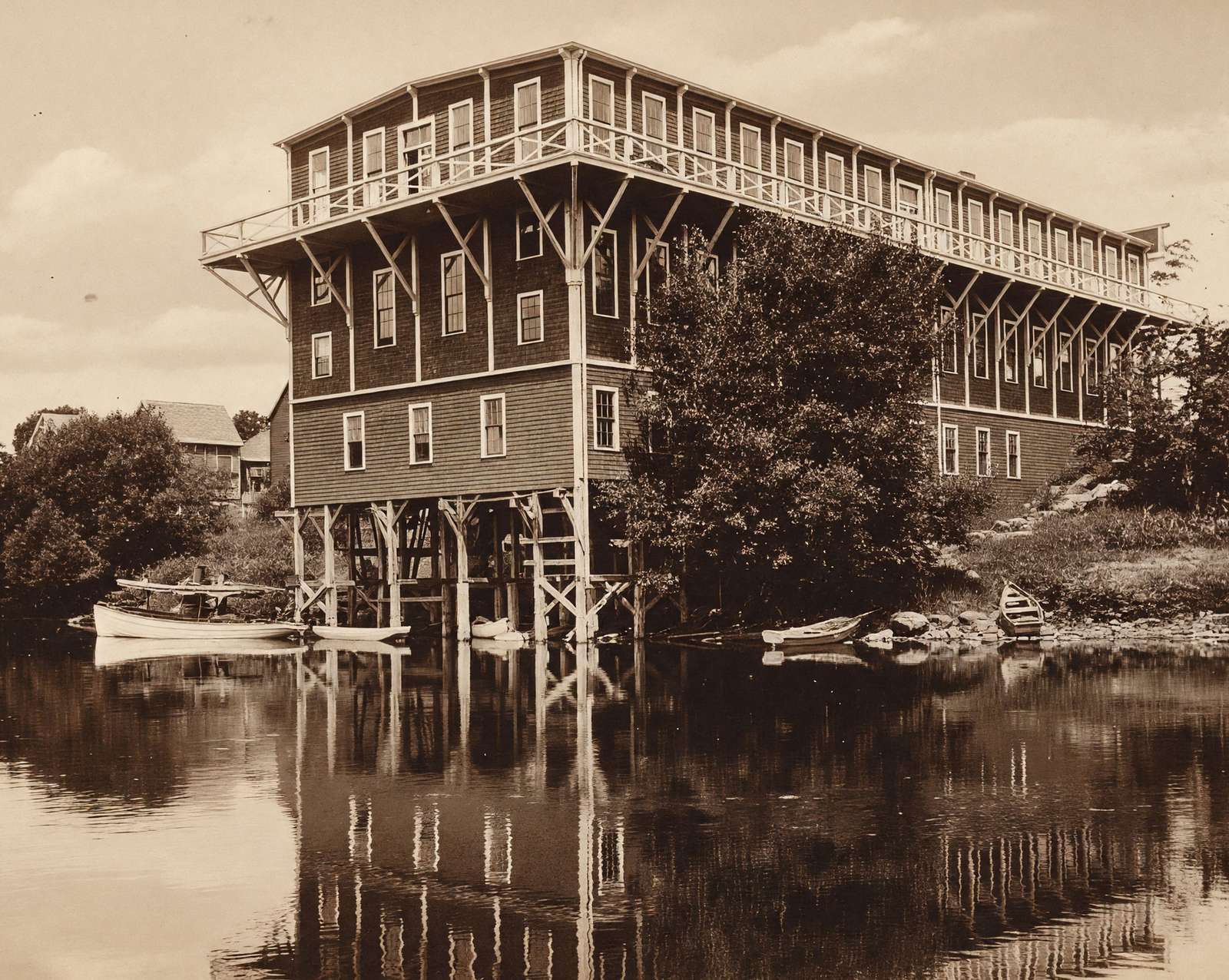 Messalonskee Hall