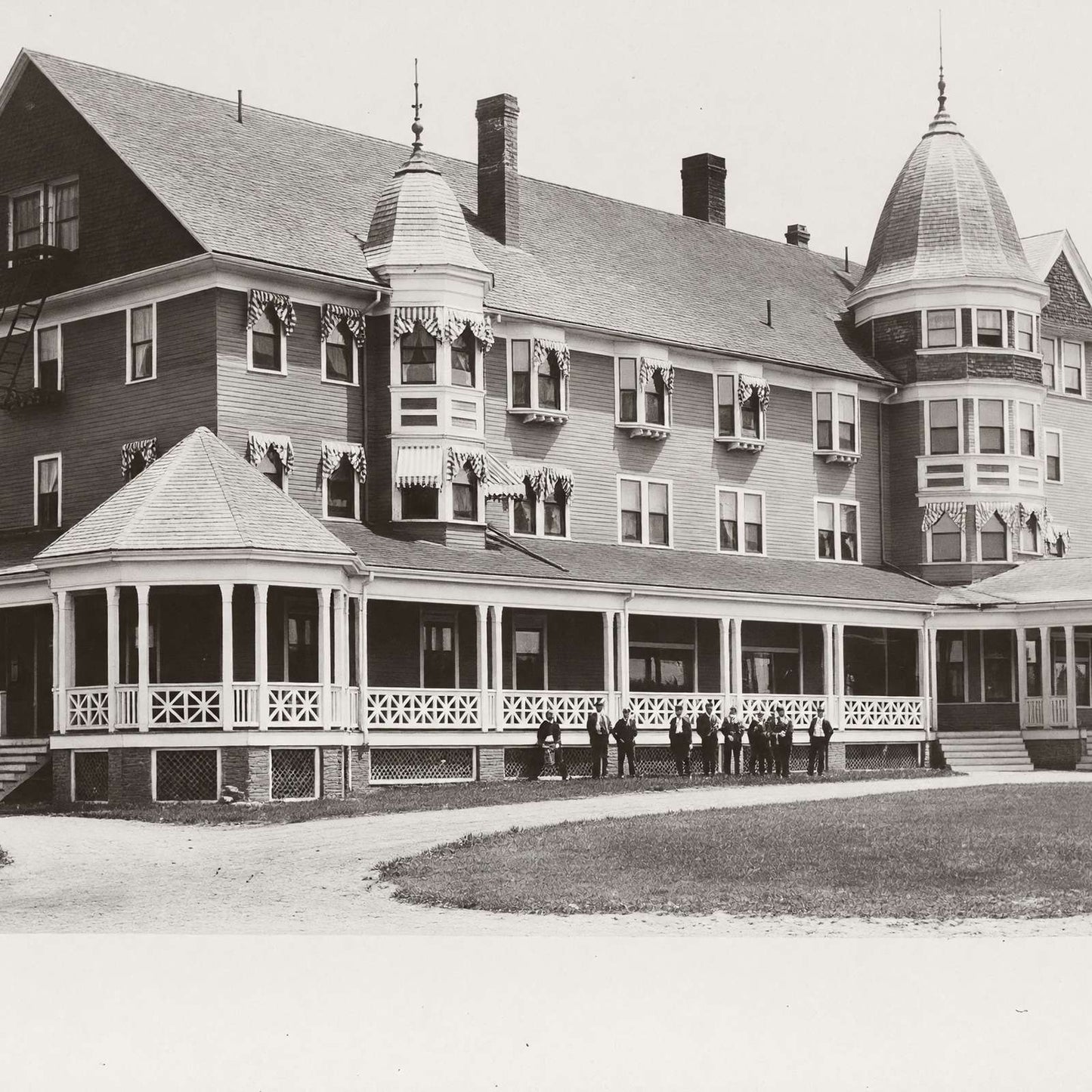 Great Northern Hotel Millinocket Maine in 1905 Vintage Photo (7 Sizes)