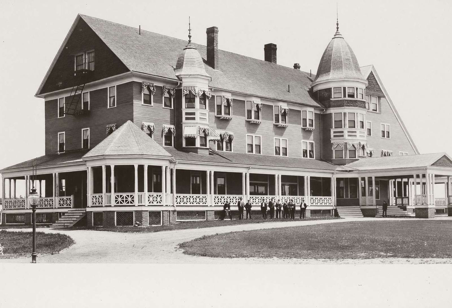 Great Northern Hotel Millinocket Maine in 1905 Vintage Photo (7 Sizes)