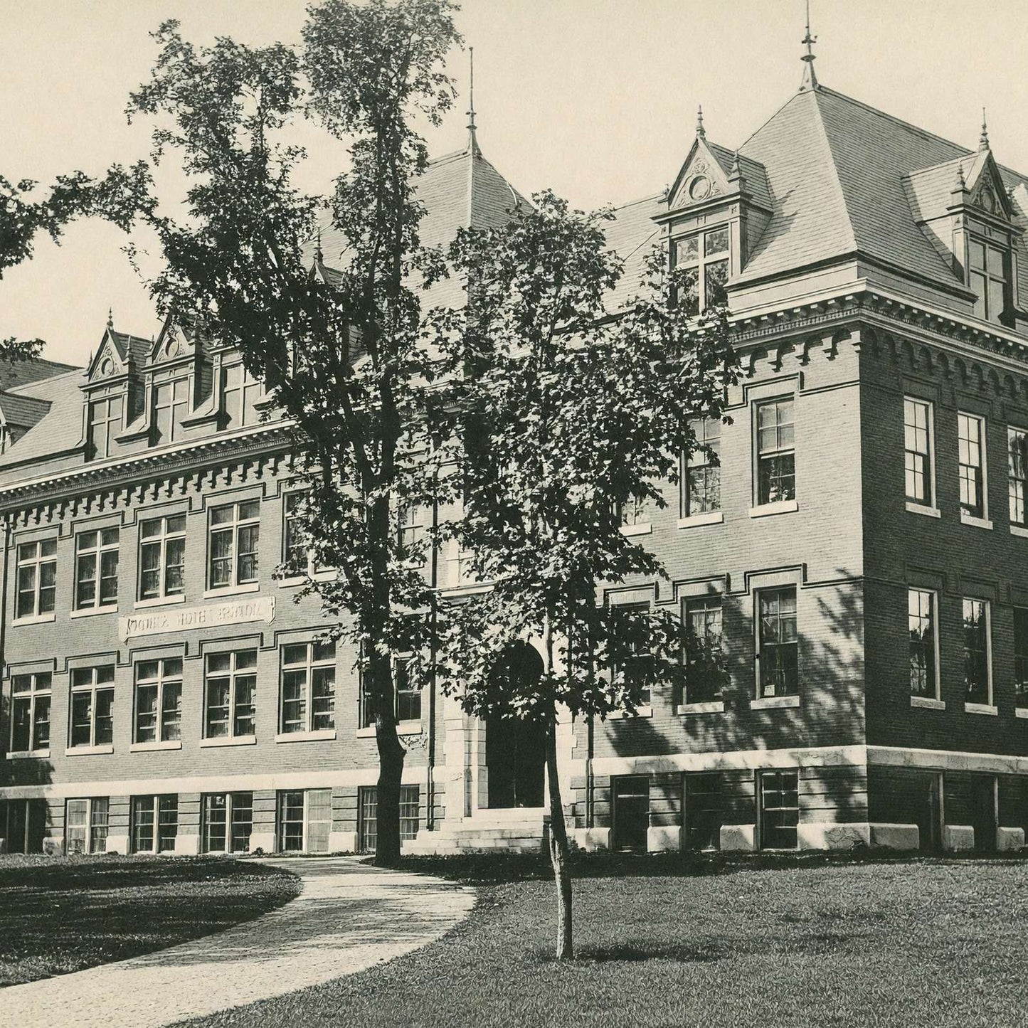 Morse High School Bath Maine in 1905 Vintage Print (7 Sizes) - Premium Quality
