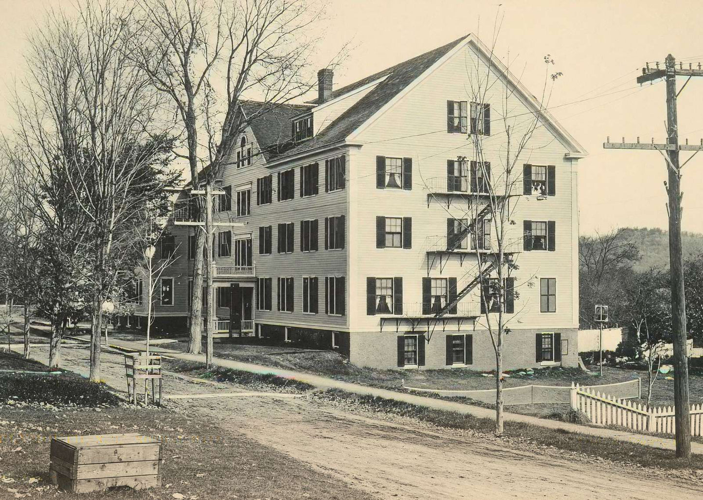 Normal Hall Plymouth NH in 1906 Vintage Print (7 Sizes) - High Quality