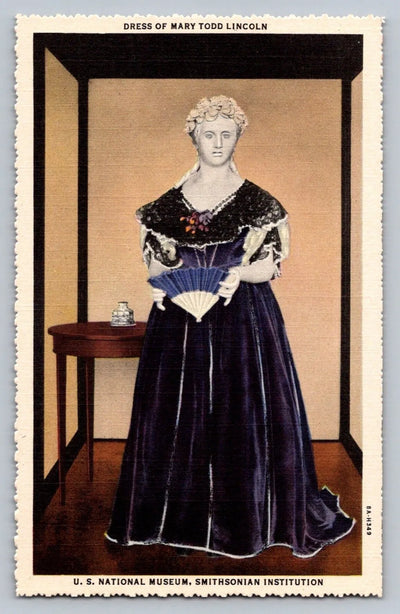 Dress of Mary Todd Lincoln, US National Museum, Smithsonian Vintage Postcard