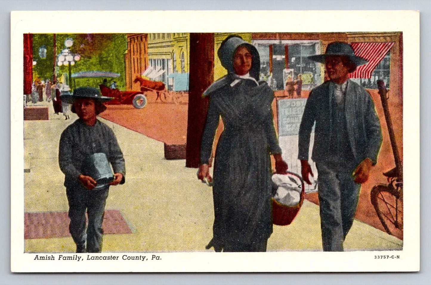 Amish Family, Lancaster County, PA (Pennsylvania) Vintage Postcard