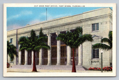 Out Door Post Office. Fort Myers, Florida - Palm Trees Vintage Postcard