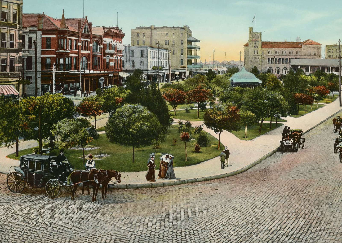 Alamo Plaza Looking North in 1905 Vintage Print (7 Sizes) - Premium Quality