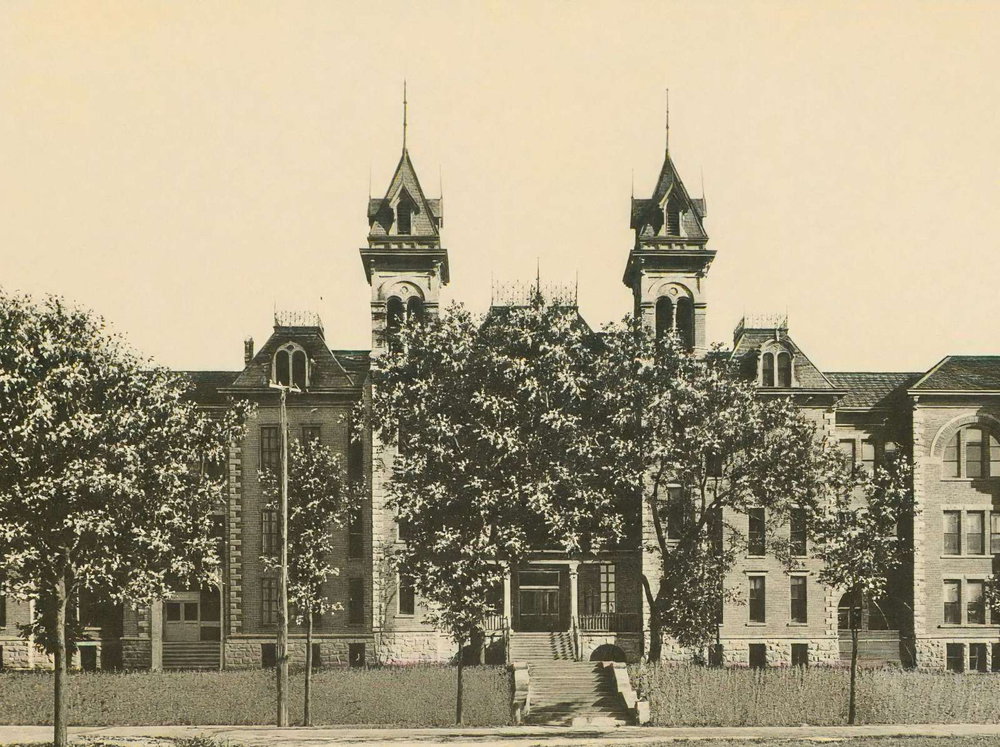 State Normal School Mankato MN in 1907 Vintage Print (7 Sizes) - Premium Print