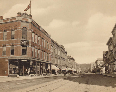 Main Street Looking North