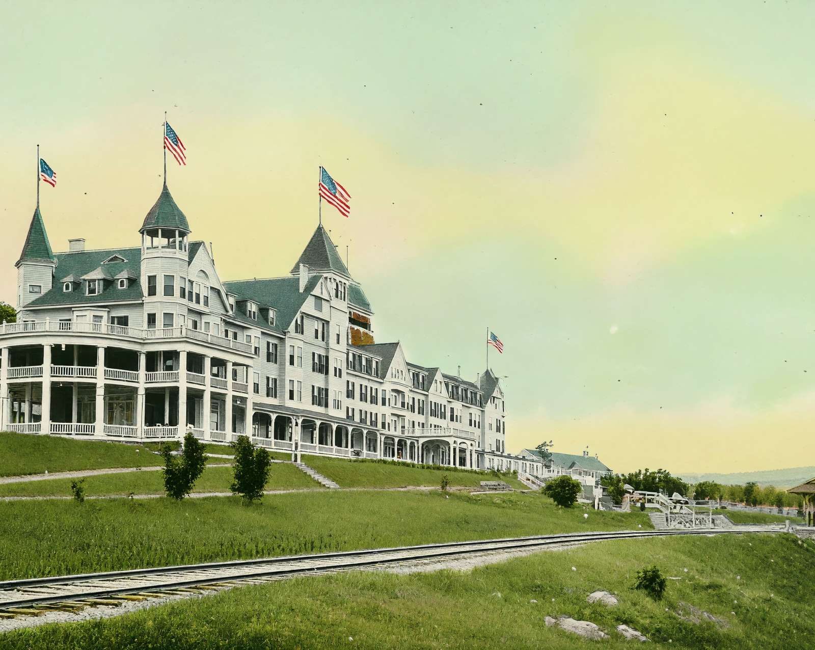 White Mountains Mount Pleasant House vintage print