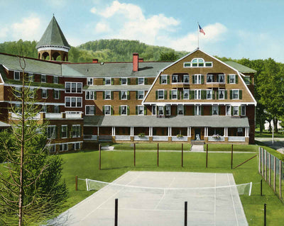 Woodstock Inn in Woodstock in 1905 vintage print