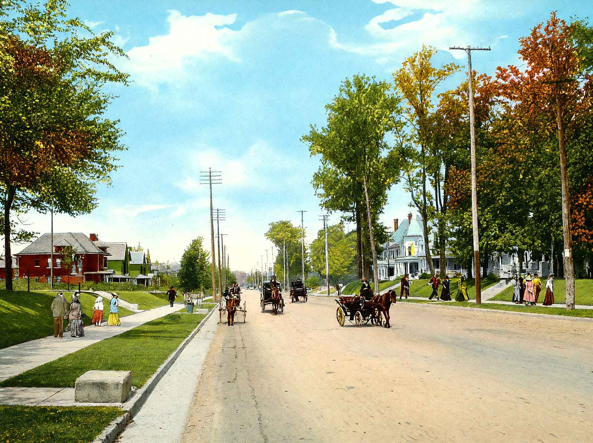 Union Avenue, Memphis, TN in 1905 vintage print