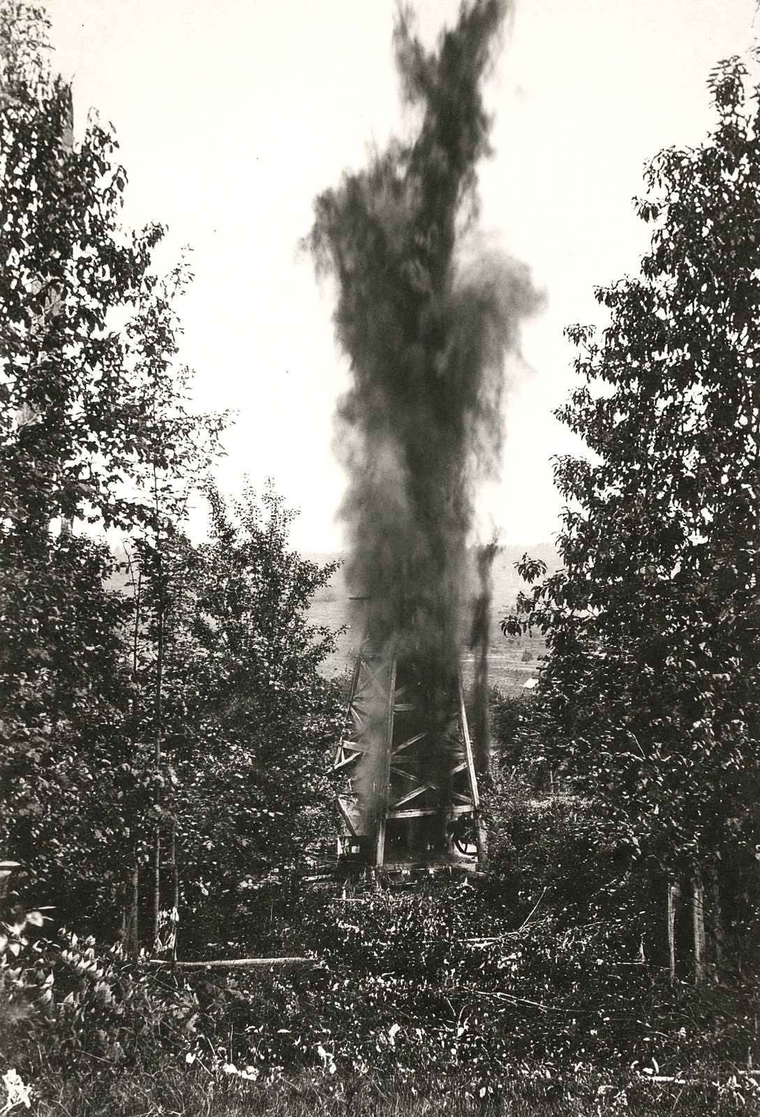 Torpedoing an Oil Well, Bradford PA in 1904 vintage photo print