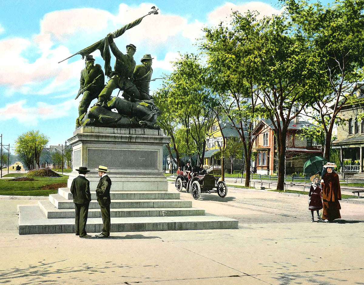 Soldiers Monument, Grand Avenue, Milwaukee vintage print