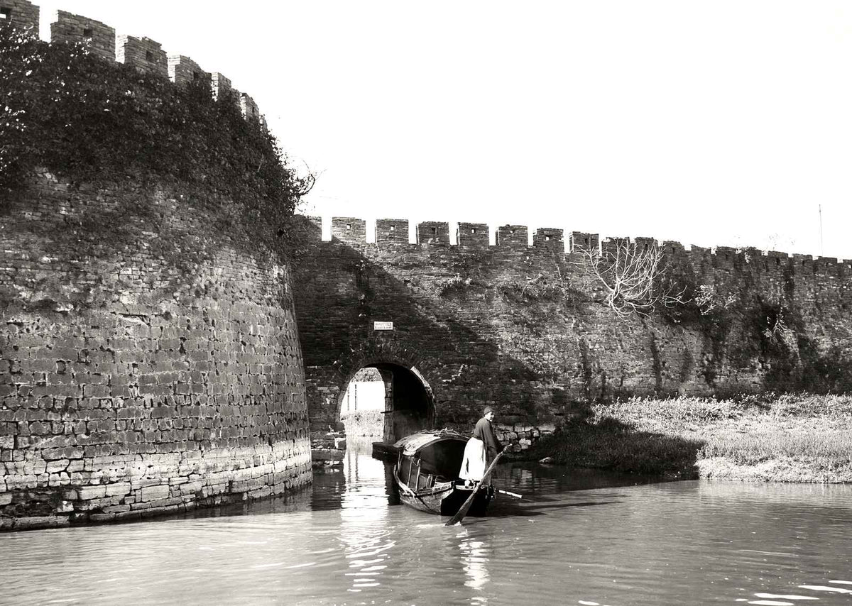 Chang-Su Watergate, China vintage photo print