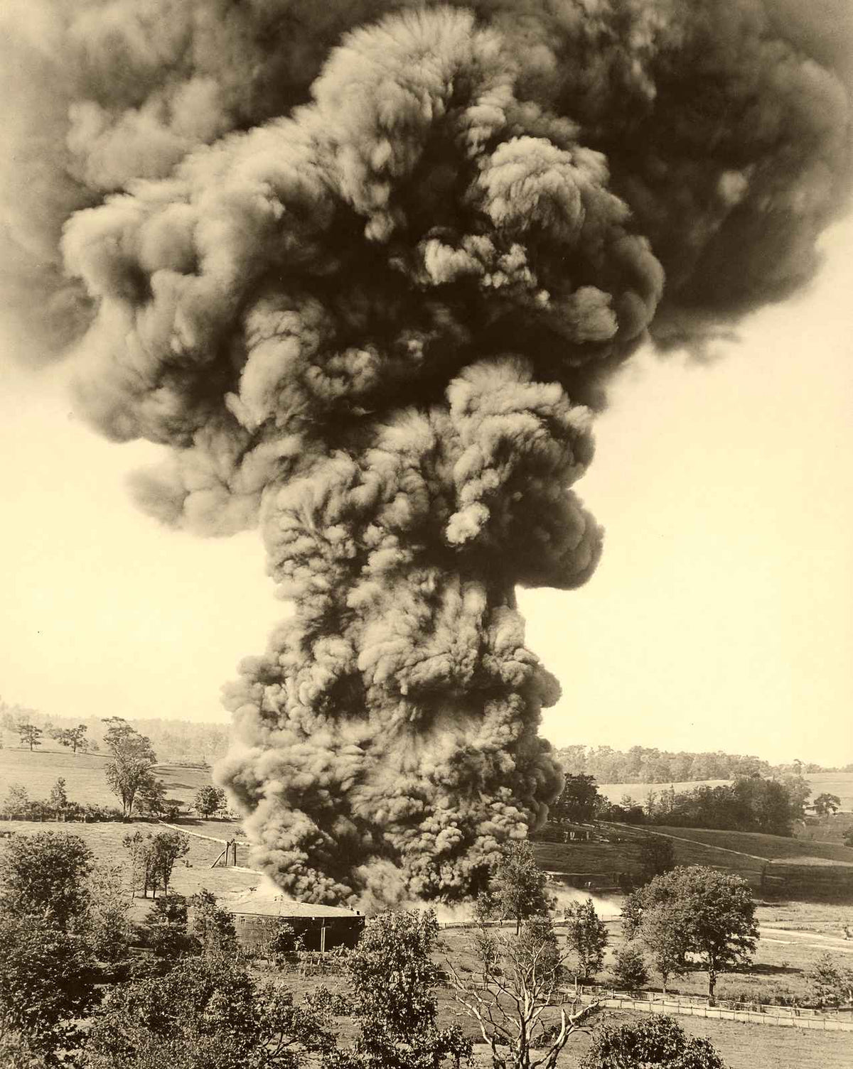 30,000-Barrel Oil Tank Fire, Washington Co PA vintage photo print