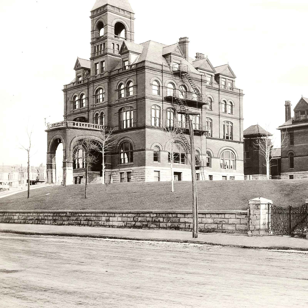 Moses Taylor Hospital, Scranton PA in 1905 vintage print
