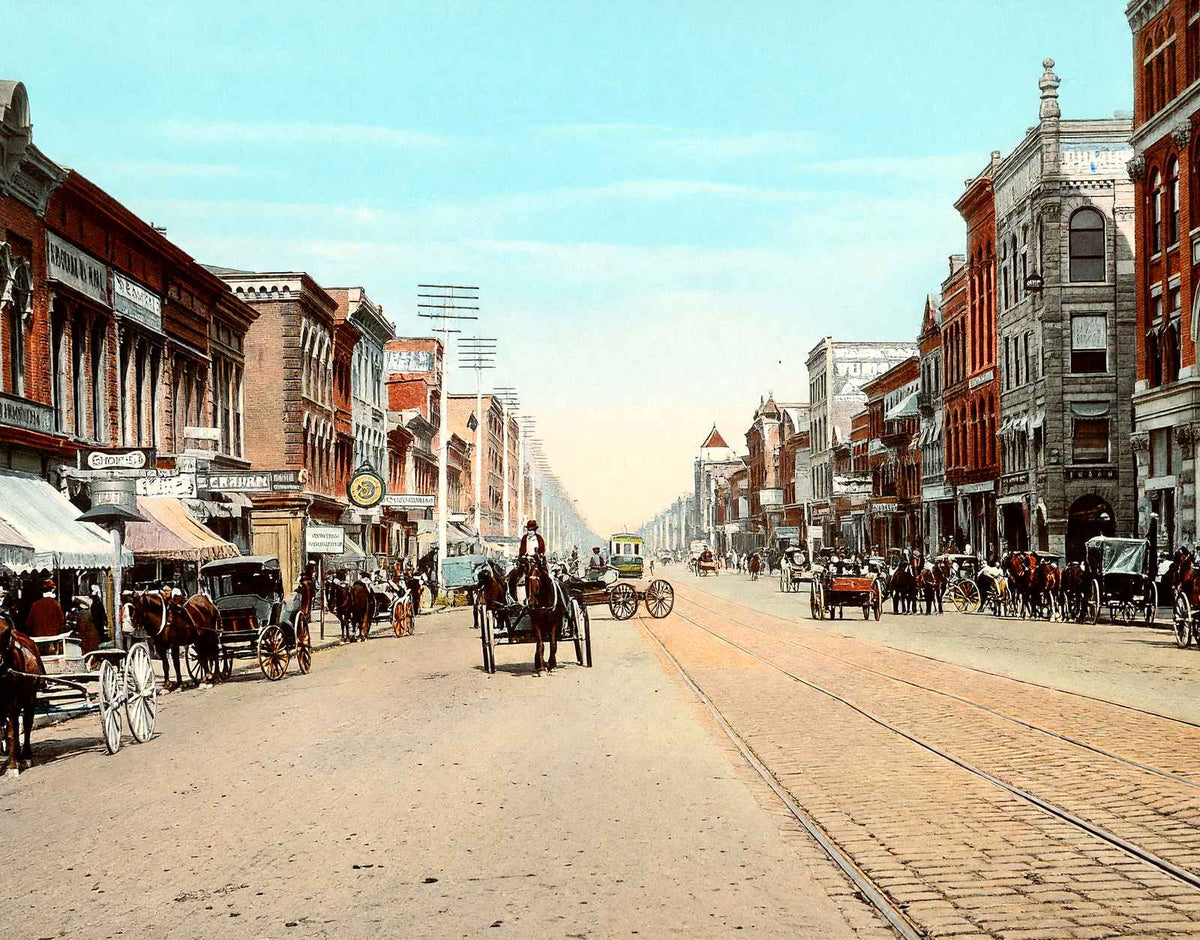 Market Street, Chattanooga, TN in 1905 vintage print