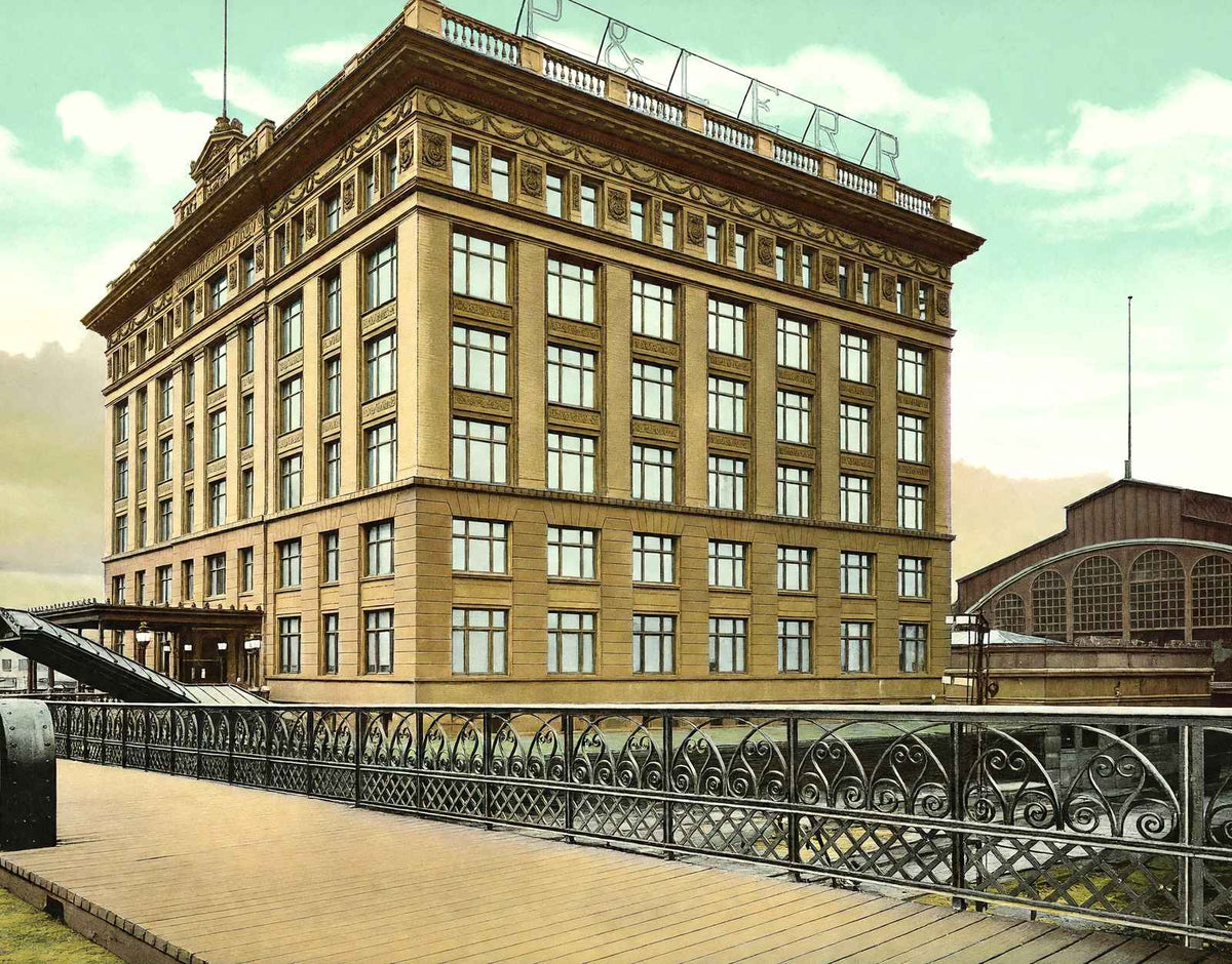 P & Le RR Station, Pittsburgh PA in 1906 vintage print