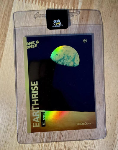 1/1 Famous EARTHRISE Photo Card HOLO GOLD GleeBeeCo One & Only Holo Space NASA